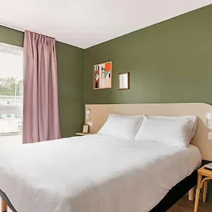 2* Hotel Première Classe Genève - Aéroport -